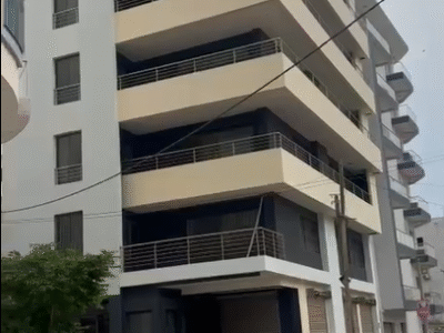 Exclusif : A Vendre Immeuble Cité Keur Gorgui (Dakar) Angle R+7